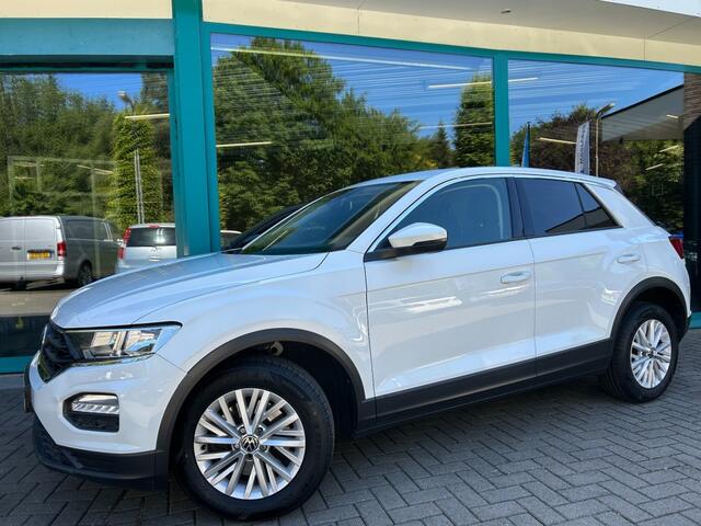 Volkswagen T-Roc 1.0 TSI Navi, CarPlay, LED, PDC, TrHaak, 16Inch