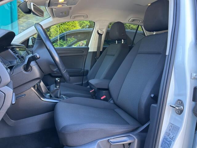 Volkswagen T-Roc 1.0 TSI Navi, CarPlay, LED, PDC, TrHaak, 16Inch