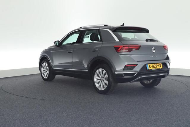 Volkswagen T-Roc 1.5 TSI 150pk DSG Sport Keyless Camera Led Virtuel Cockpit Navigatie
