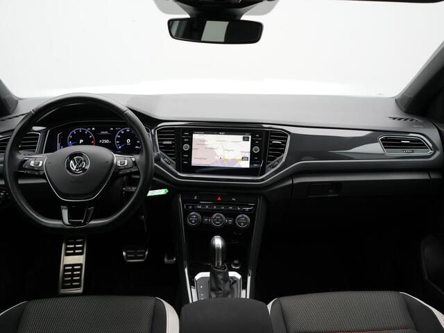 Volkswagen T-Roc 2.0 TSI 4Motion Sport 190pk DSG | Panodak | Adaptive Cruise | Camera | LED Koplampen | Navi | Stuur\Stoelverwaming | Spraakbediening |