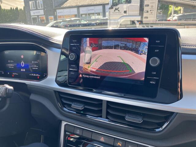Volkswagen T-Roc 1.5 TSI 150pk DSG Life Edition · Camera · Side Assist · ACC · Keyless · Apple/Android Car Play · Parkeerassistent · Garantie t/m 29-07-2028 of 100.000km