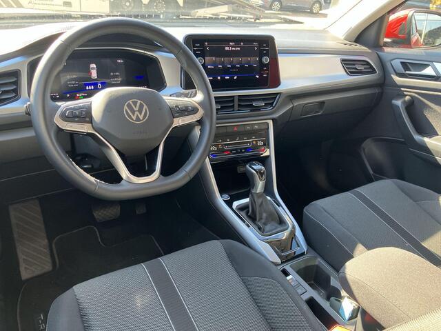 Volkswagen T-Roc 1.5 TSI 150pk DSG Life Edition · Camera · Side Assist · ACC · Keyless · Apple/Android Car Play · Parkeerassistent · Garantie t/m 29-07-2028 of 100.000km