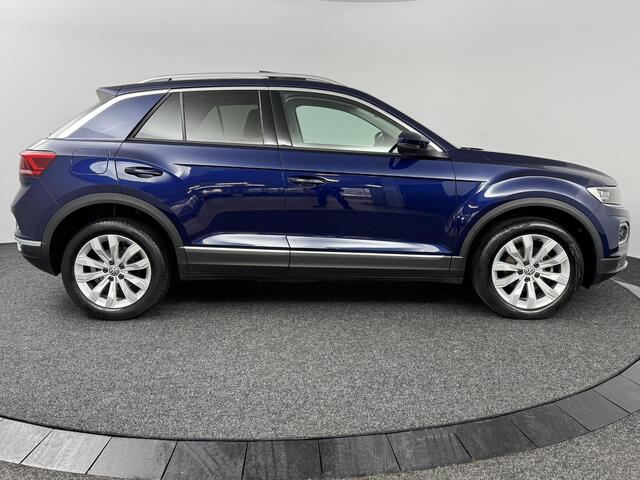 Volkswagen T-Roc 1.5 TSI DSG Sport | Trekhaak | Navigatie | Panoramadak | Achteruitrijcamera