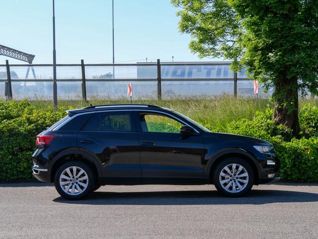 Volkswagen T-Roc 1.0 TSI 111PK Style | CAMERA | APPLE CARPLAY | CRUISE CONTROL |