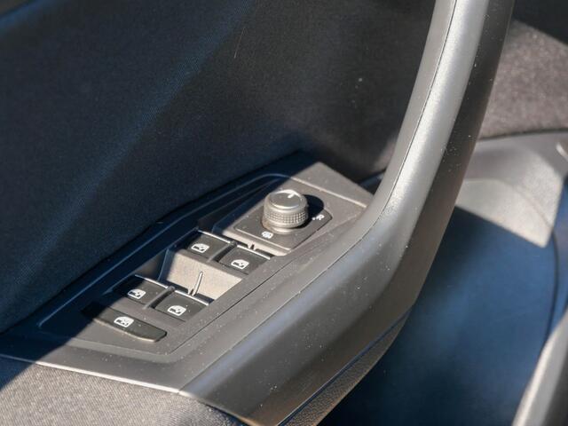 Volkswagen T-Roc 1.0 TSI 111PK Style | CAMERA | APPLE CARPLAY | CRUISE CONTROL |