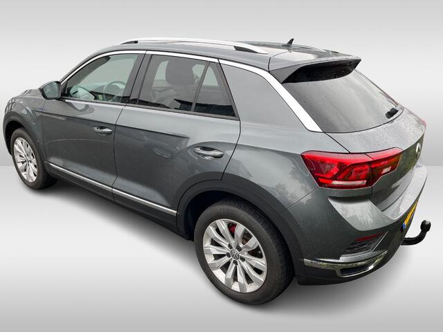 Volkswagen T-Roc 1.0 TSI Sport Executive Navigatie / Trekhaak / Camera / Parkeersensoren / Sport interieur