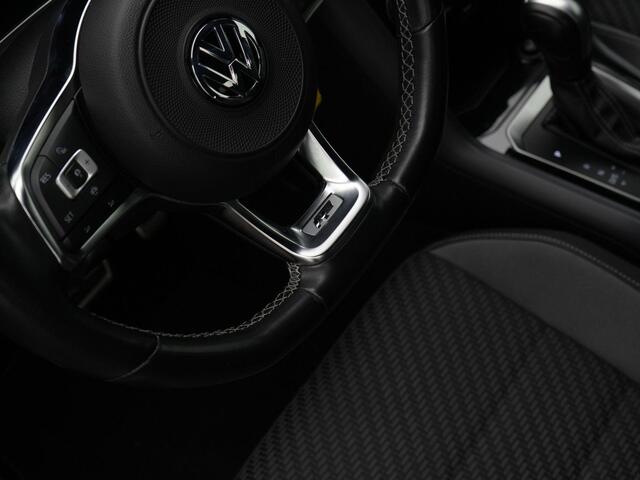 Volkswagen T-Roc Cabrio 1.5 TSI 150 pk DSG R-Line | Achteruitrijcamera | Navigatie | Parkeersensoren voor/achter