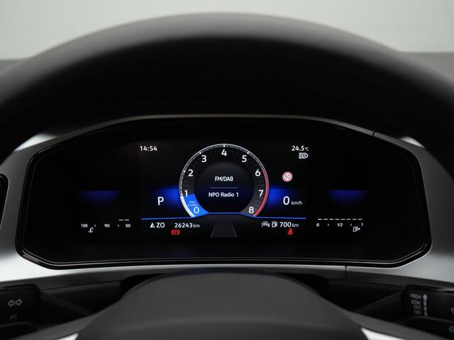 Volkswagen T-Roc 1.5 TSI 150 pk DSG Life | Achteruitrijcamera | Navigatie | Adaptive Cruise | Digital Cockpit