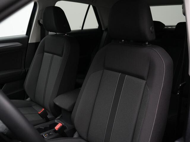 Volkswagen T-Roc 1.5 TSI 150 pk DSG Life | Achteruitrijcamera | Navigatie | Adaptive Cruise | Digital Cockpit