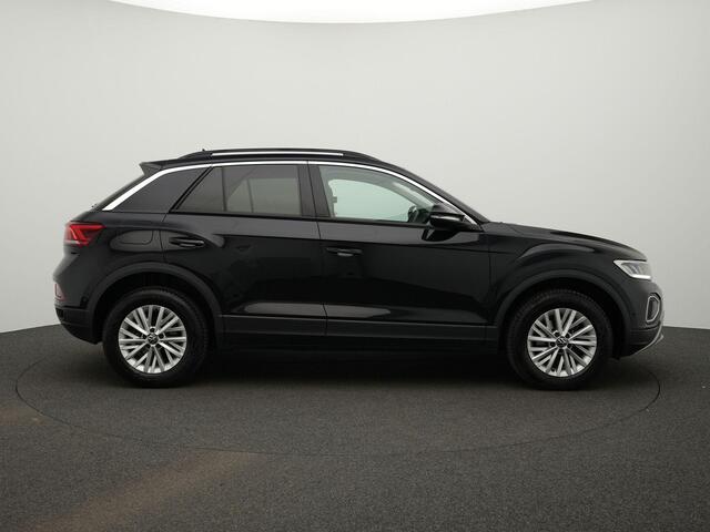 Volkswagen T-Roc 1.5 TSI 150 pk DSG Life | Achteruitrijcamera | Navigatie | Adaptive Cruise | Digital Cockpit