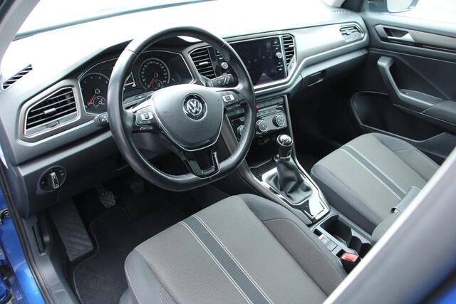 Volkswagen T-Roc 1.0 TSI Style 53DKM, PANODAK, 115PK