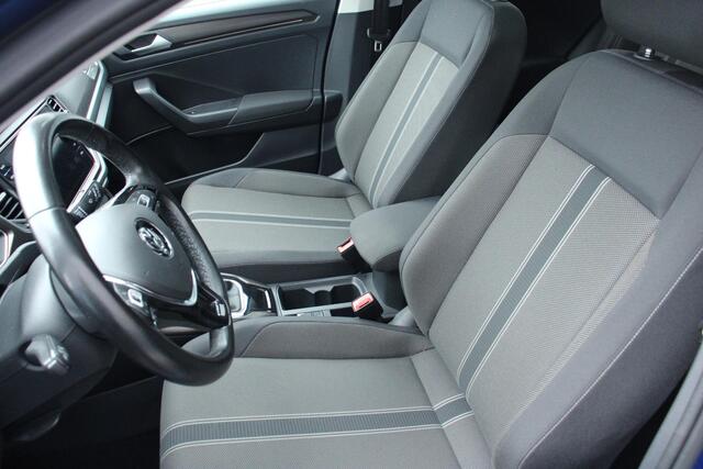 Volkswagen T-Roc 1.0 TSI Style 53DKM, PANODAK, 115PK