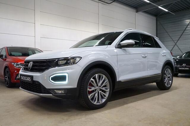 Volkswagen T-Roc 1.5 TSI Sport DSG * Trekhaak - Virtual - Camera - LED - 18" - ACC - Lane - Dodehoek - App *