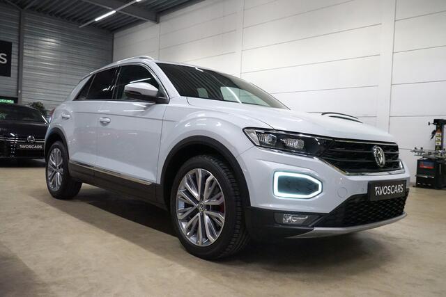 Volkswagen T-Roc 1.5 TSI Sport DSG * Trekhaak - Virtual - Camera - LED - 18" - ACC - Lane - Dodehoek - App *
