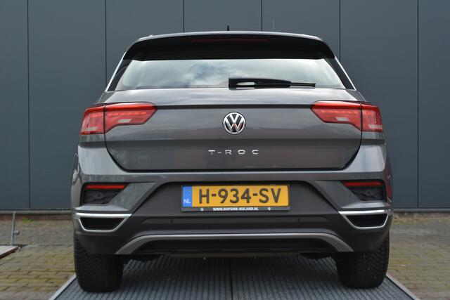 Volkswagen T-Roc 1.0 TSI Style navigatie climate