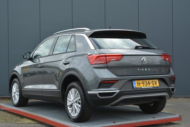 Volkswagen T-Roc 1.0 TSI Style navigatie climate