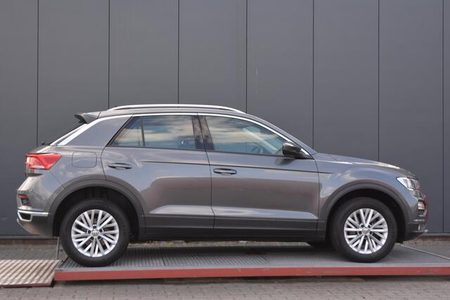Volkswagen T-Roc 1.0 TSI Style navigatie climate