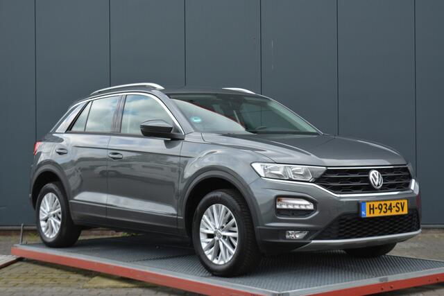 Volkswagen T-Roc 1.0 TSI Style navigatie climate