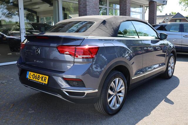 Volkswagen T-Roc Cabrio 1.5 TSI Style STOELVERW CLIMATE DAB CRUISE 2x PDC 17''LMV WINDSCHERM NAVI NAP VOICE iQ-DRIVE