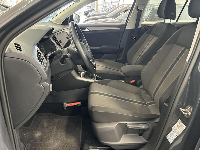 Volkswagen T-Roc 1.0 Tsi 110pk Style · Apple/Android Car Play · Navi · P-Sensoren · DAB · ACC · 16'' Inch ·