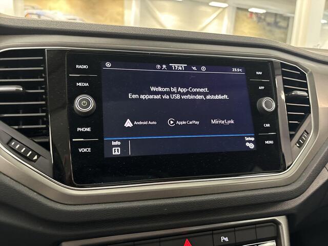 Volkswagen T-Roc 1.0 Tsi 110pk Style · Apple/Android Car Play · Navi · P-Sensoren · DAB · ACC · 16'' Inch ·