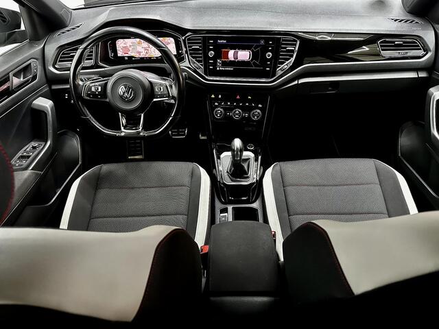 Volkswagen T-Roc 1.5i Sport Black Style / Carpl. / Nav / Virt / Led