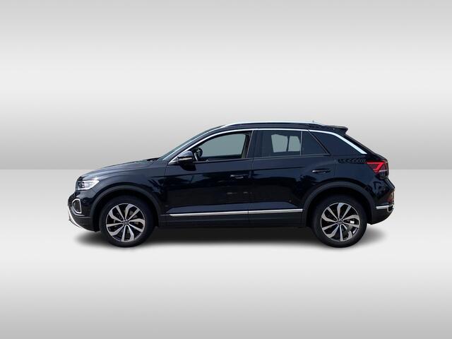 Volkswagen T-Roc 1.5 TSI Style / Stoelverwarming / App Connect / Parkeersensoren / R17 / VW