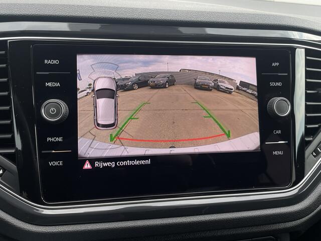 Volkswagen T-Roc 1.5 TSI Sport LED | Trekhaak | Carplay | Camera | PDC