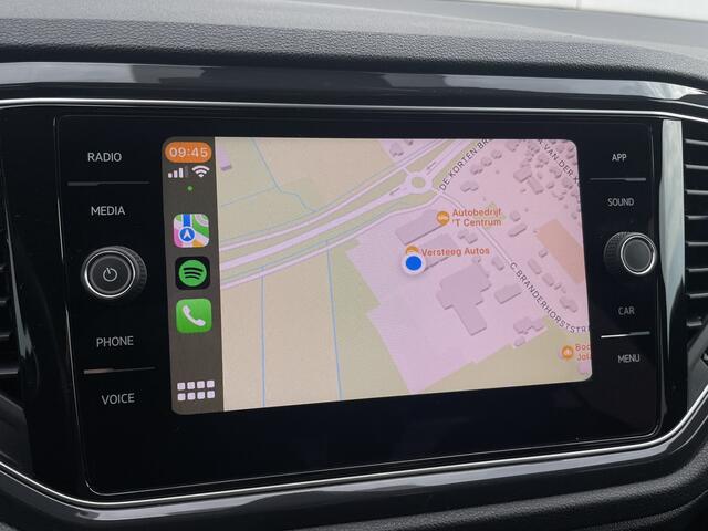 Volkswagen T-Roc 1.5 TSI Sport LED | Trekhaak | Carplay | Camera | PDC