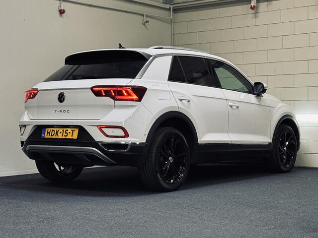 Volkswagen T-Roc 1.5 TSI DSG Style | Massage | IQ | Beats | Trekhaak