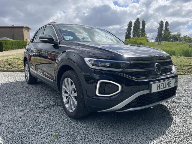 Volkswagen T-Roc 1.5 TSI 150PK DSG STYLE SPORT VIRTUAL/CARPLAY/CAMERA