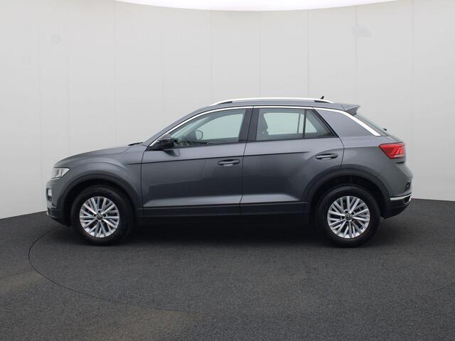 Volkswagen T-Roc 1.0 TSI 110PK Style | Achteruitrijcamera | Parkeersensoren | Navigatie |