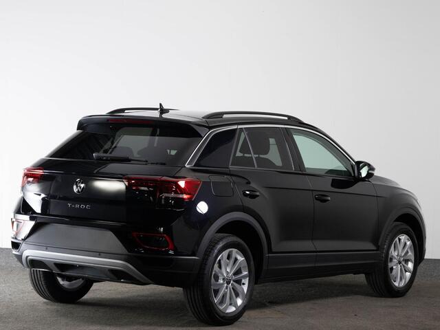Volkswagen T-Roc Life Edition 1.5 150 pk TSI | Trekhaak | Achteruitrijcamera | Climatronic |
