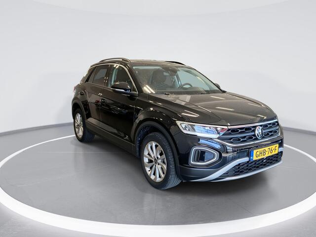 Volkswagen T-Roc 1.5 TSI 150pk DSG Life Edition · Camera · Side Assist · Parkeerassistent · Keyless · ACC · Apple/Android Car Play · 17"Velgen · 06-08-2028 of 100.000km