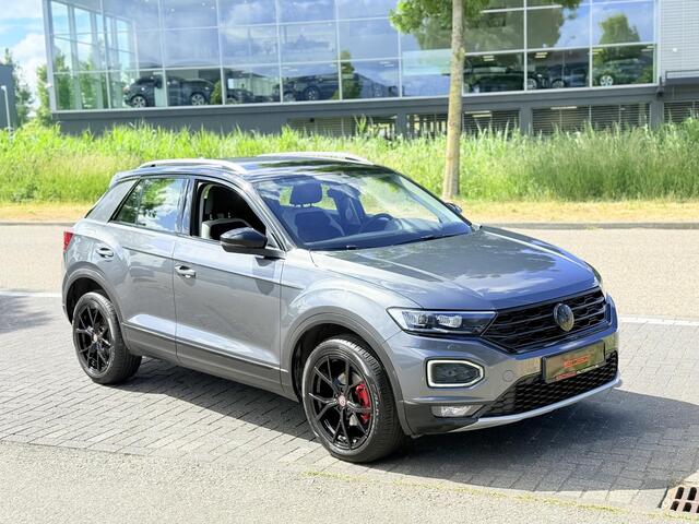 Volkswagen T-Roc 1.5 TSI DSG BLIND ACC KEYLESS VIRTUAL LED