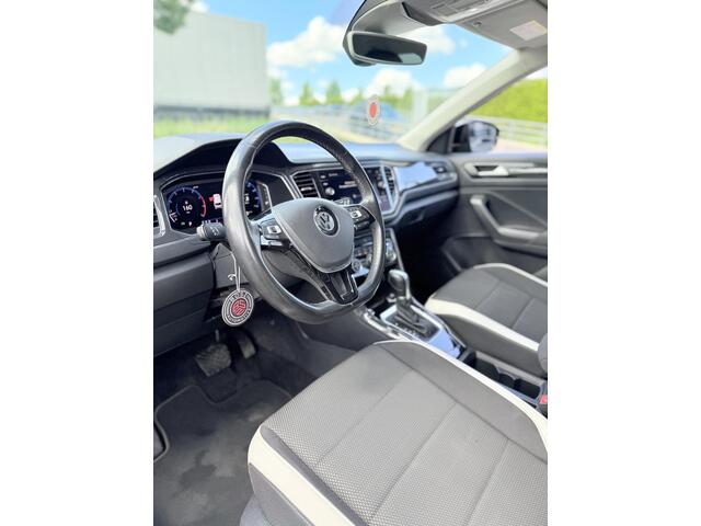 Volkswagen T-Roc 1.5 TSI DSG BLIND ACC KEYLESS VIRTUAL LED