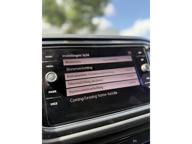 Volkswagen T-Roc 1.5 TSI DSG BLIND ACC KEYLESS VIRTUAL LED