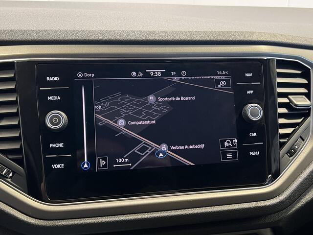 Volkswagen T-Roc 1.0 TSI Style | Navigatie/Android/Apple Carplay | LM Velgen 17" | Cruise Control Adaptief | Trekhaak | PDC voor en Achter | Airco |
