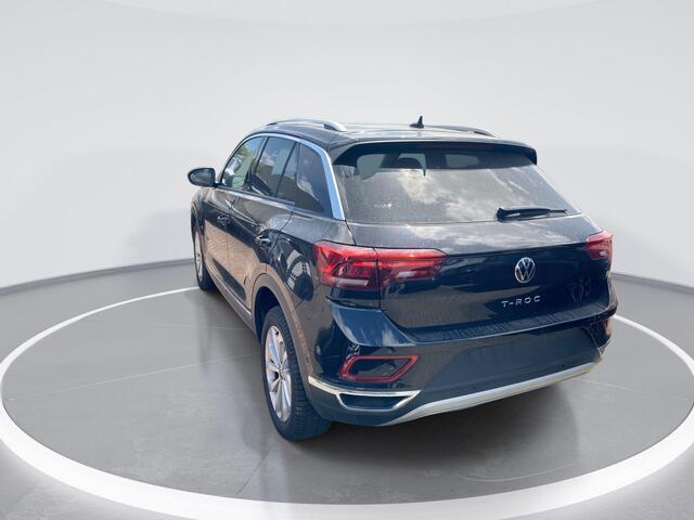 Volkswagen T-Roc Style 1.0 81 kW/110 pk TSI · Navigatie · Parkeersensoren · Stoelwarming · Garantie tot december 2027 of 100.000km