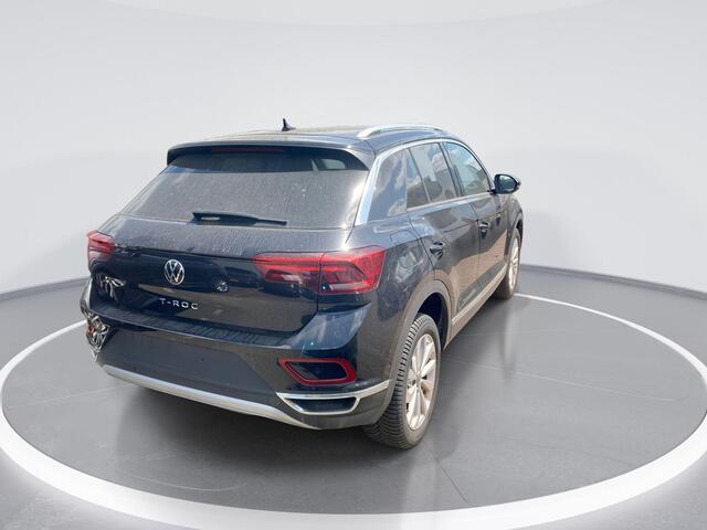 Volkswagen T-Roc Style 1.0 81 kW/110 pk TSI · Navigatie · Parkeersensoren · Stoelwarming · Garantie tot december 2027 of 100.000km
