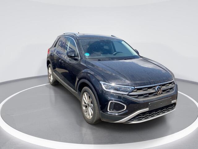 Volkswagen T-Roc Style 1.0 81 kW/110 pk TSI · Navigatie · Parkeersensoren · Stoelwarming · Garantie tot december 2027 of 100.000km