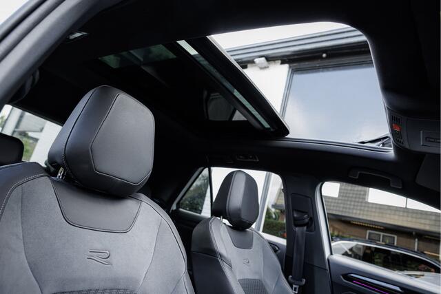Volkswagen T-Roc R 2.0 TSI 4Motion Pano - Virtual Cockpit - Camera