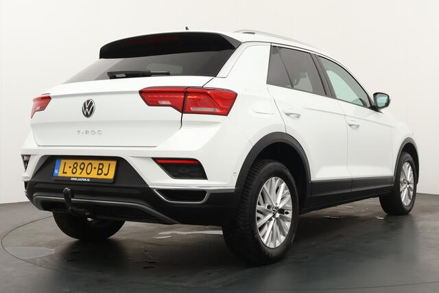 Volkswagen T-Roc BWJ 2021 | 1.0TSI 111PK Style Bus NWE APK | PANO | CAMERA A | CLIMA | STOELVERW | NAVI | CARPLAY | PRIVACY GLASS |