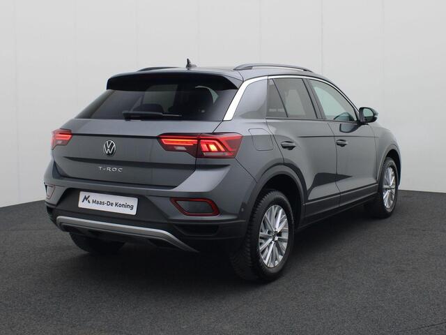 Volkswagen T-Roc 1.0TSI/116PK Life · Navigatie · Parkeersensoren · App connect · Garantie tot juli 2026