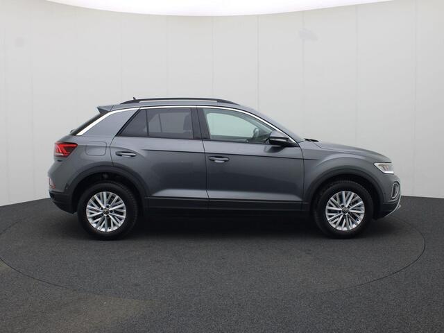 Volkswagen T-Roc 1.0TSI/116PK Life · Navigatie · Parkeersensoren · App connect · Garantie tot juli 2026