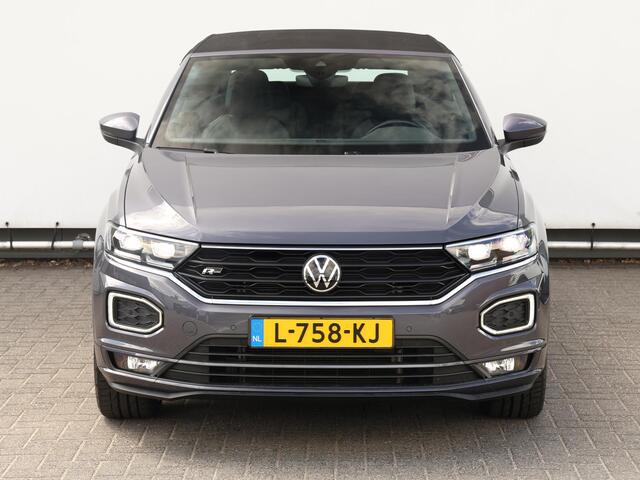 Volkswagen T-Roc Cabrio 1.5 TSI R-Line 150pk DSG | LED | Navigatie | Keyless | Stoelverwarming | Adaptief onderstel | Side Assist | Camera | 19 inch Suzuka