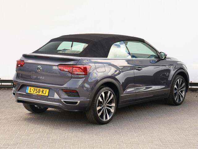 Volkswagen T-Roc Cabrio 1.5 TSI R-Line 150pk DSG | LED | Navigatie | Keyless | Stoelverwarming | Adaptief onderstel | Side Assist | Camera | 19 inch Suzuka