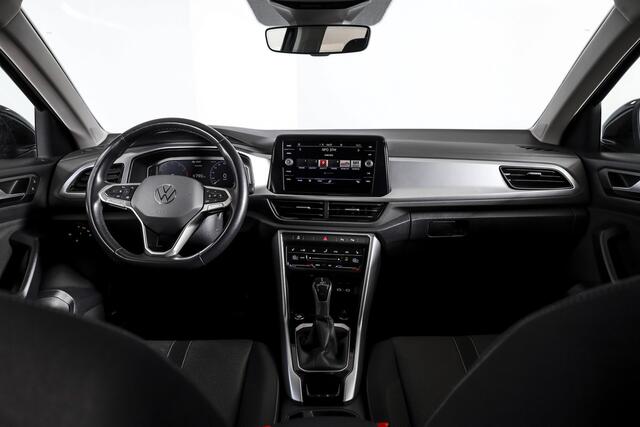 Volkswagen T-Roc 1.5 TSI 150 PK Life - Automaat | Dig. Cockpit | Adapt. Cruise | Stoelverw, | PDC | Camera | App, Connect | ECC | DAB | LM 16" | 4130