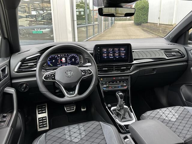 Volkswagen T-Roc 1.5 TSI R-Line Business | Pano-Dak/IQ Light/19"/Virtual Cockpit/Carplay/Navi