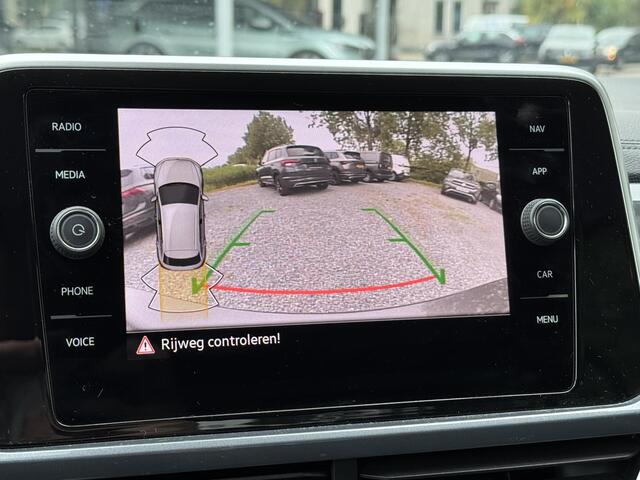 Volkswagen T-Roc 1.5 TSI 150pk DSG Style (Trekhaak,Camera,Virtual,Ergo,IQ)